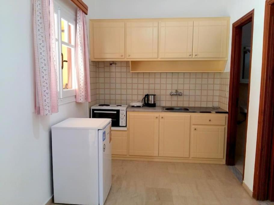 Margarita-Fondas Apartments Рода Екстер'єр фото